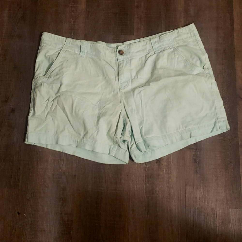 Maurices size 20 Chino shorts